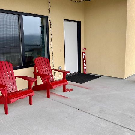 Kelowna New Lake View 2Bedrooms Close Big White Екстер'єр фото