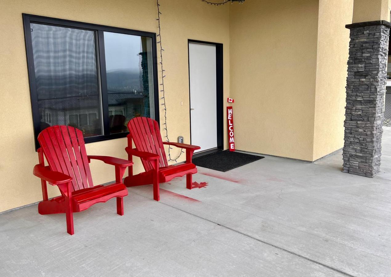 Kelowna New Lake View 2Bedrooms Close Big White Екстер'єр фото